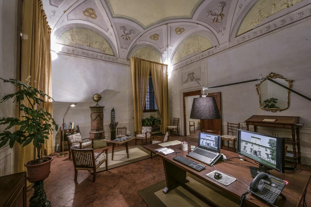 Torre Dei Lari Residenza D'Epoca Bed & Breakfast Floransa Dış mekan fotoğraf