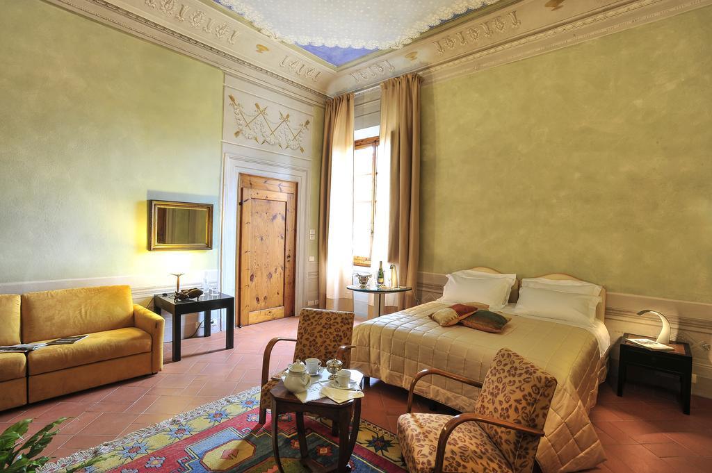 Torre Dei Lari Residenza D'Epoca Bed & Breakfast Floransa Oda fotoğraf