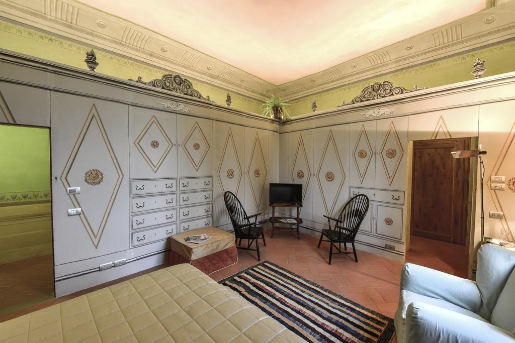 Torre Dei Lari Residenza D'Epoca Bed & Breakfast Floransa Oda fotoğraf